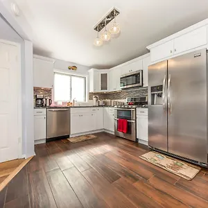 Luxury Close To Ubs Arena And Jfk Apartment New York